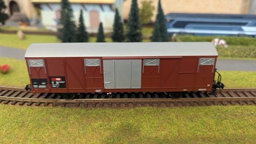 Wagon marchandise couvert type - marchandise,