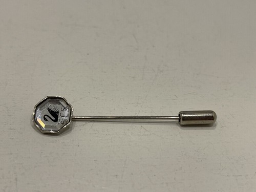 Broche figurine swarovski - broche,