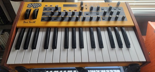 Dave smith instruments - dave,