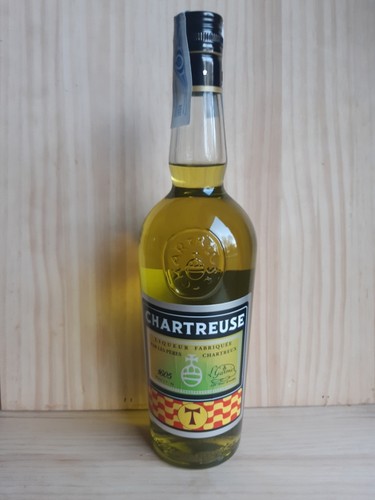 Bouteille chartreuse tau 2020 - bouteille,