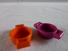 PLAYMOBIL LOT DE 2  PETITS JOUETS POUR ENFANTS PARC PISCINE BAC A SABLE MAISON