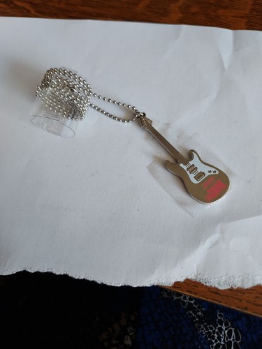 Collier guitare madame jean - collier,