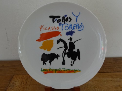 Belle assiette toros picasso - toros,