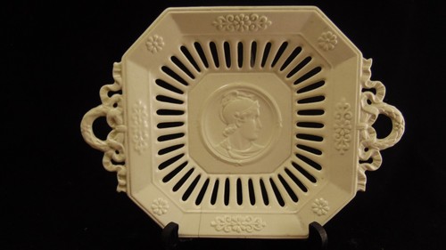 Belle coupelle faience - faience, fine