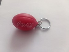 Porte clés Ballon de Rugby Rouge COCA COLA keychain vintage
