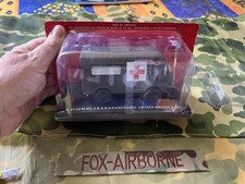 CAMION SAVIEM SG2 4X4 AMBULANCE ARMEE FRANCAISE 1/43 eme DE LA MARQUE HACHETTE