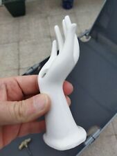 Petit baguier Porte Bague forme main en céramique vintage vase soliflore blanche