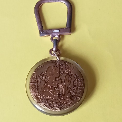 Porte clé bourbon guigoz - porte,