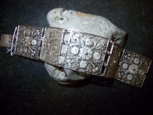 Bracelet traditionnel - , en