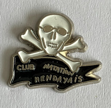 108 - Pin's HENDAYE - CLUB NATATION HANDAYAIS - TETE DE MORT - SKULL
