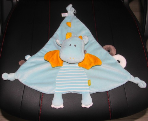 Doudou plat dragon bleu grelot - plat,