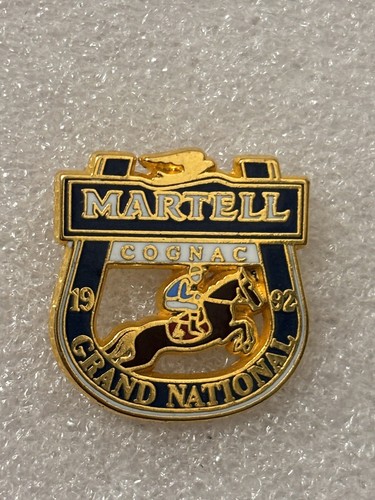 Pin grand national - grand, 1992