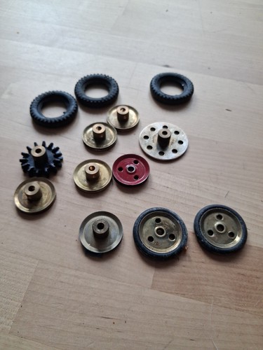 Meccano pièces détachées - pièces,