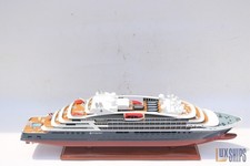 Réplique de bateau de