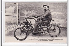 ORLEAN : fabrique de tricycles en tous genres et de voitures pour malade et in