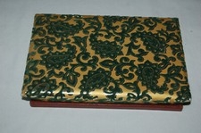 Ancienne boit à chocolat , confiseur , boite en carton , collection