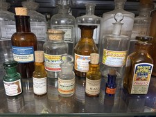 Flacons pharmacie anciens, lot de 10 ,cabinet de curiosité déco.