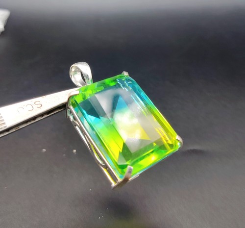 Pendentif quartz tourmaline