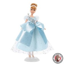 Nouvelle poupée cendrillon - nouvelle,
