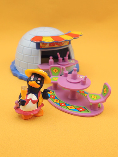 Kinder maxi pingul beach - -,