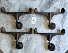 ANCIENNES ROULETTES DE LIT EN FER FORGÉ FONTE !! ET BOIS (ANTIQUITÉ XIXème)