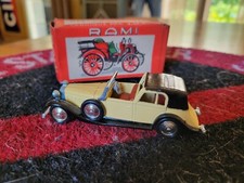 Miniature automobile VOITURE