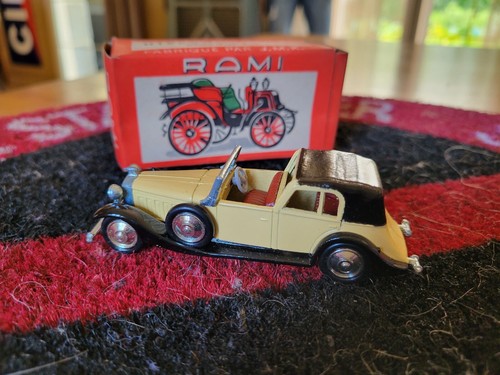 Miniature automobile voiture - automobile,