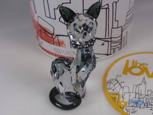 Swarovski house cats - house,