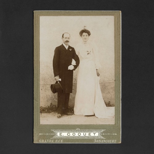 Couple mariés élégants - ,