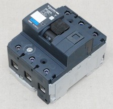 Disjoncteur 3P 80A SCHNEIDER