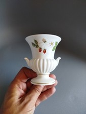Vase Étrusque Porcelaine Wedgwood Décor Fraises Sauvages Fraisier