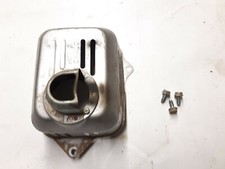 grille d echappement de moteur