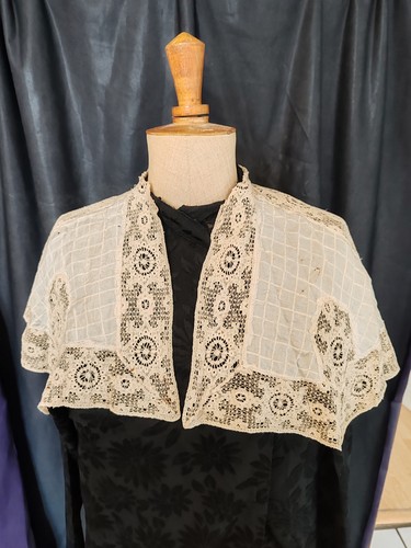 Dentelle ancienne type - dentelle,