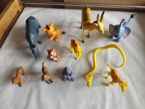 Lot figurines divers - lot,