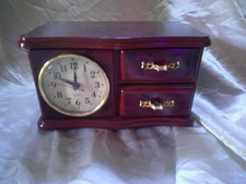 Ancienne boîte à bijou musicale