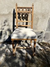 CHAISE NÉOGOTHIQUE 19e Chêne