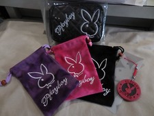 LOT PLAYBOY, LOT 5 Pcs,3 pochettes/tel,1 jeton Poker ,1trousse Maquillage,neuf  