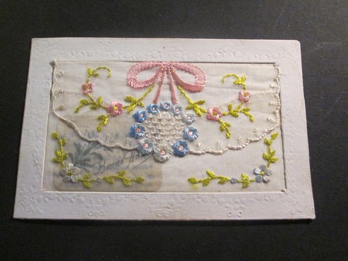 Carte postale ancienne brodee