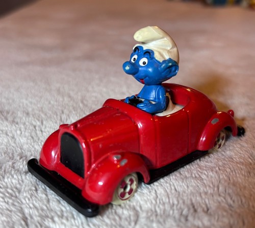 Schtroumpf voiture rouge - schtroumpf,
