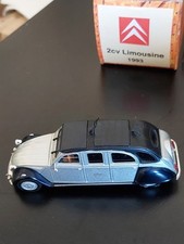 Citroën 2CV "Limousine " 2CV rallongée 1993 grise et noire Norev échelle 1/43