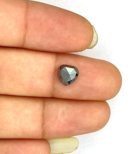 82tcw naturel diamant noir - diamant,