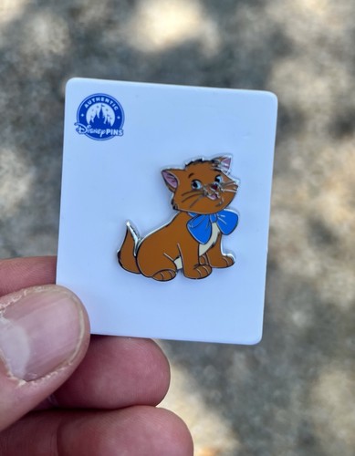 Pin refresh disney chaton - disney,
