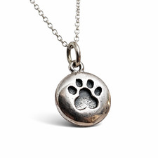 Collier pendentif patte en