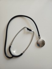 Stéthoscope - Cardiophone Laubry et Un Tensiomètre Sankei Vintage 