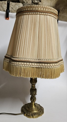 Jolie lampe bronze - /, effet