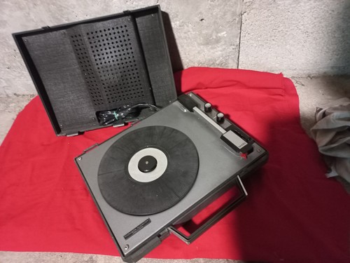 Tourne disque platine - tourne,