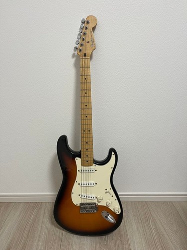 Fender stratocaster - fender,
