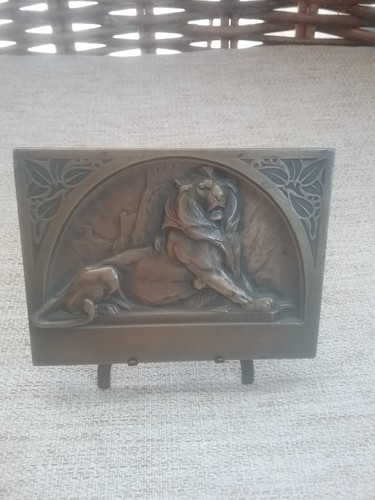Bas relief bronze - , "lion