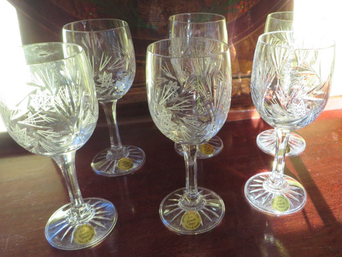 Verres vin neufs cristal - a,