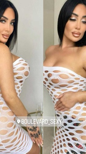 Mini robe destroy à - 🔥,